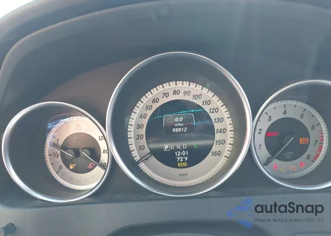 2013 Mercedes-Benz C 300 Sport 4Matic z USA, uszkodzony, nr VIN WDDGF8AB1DR242153